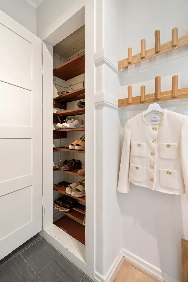 Coat and shoe cupboard